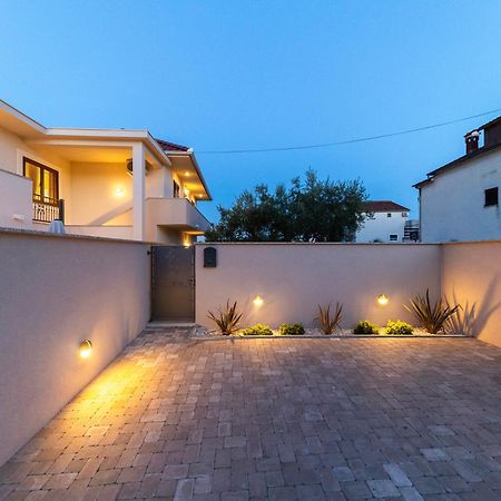 Find Your Haven In Morena Celeste Seaside Puntamika Apartments! Zadar Buitenkant foto